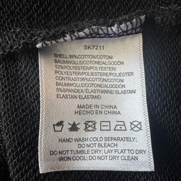 STELLAH asymmetrical black beaded fringe cold shoulder crew neck top women’s XL - Picture 11 of 13